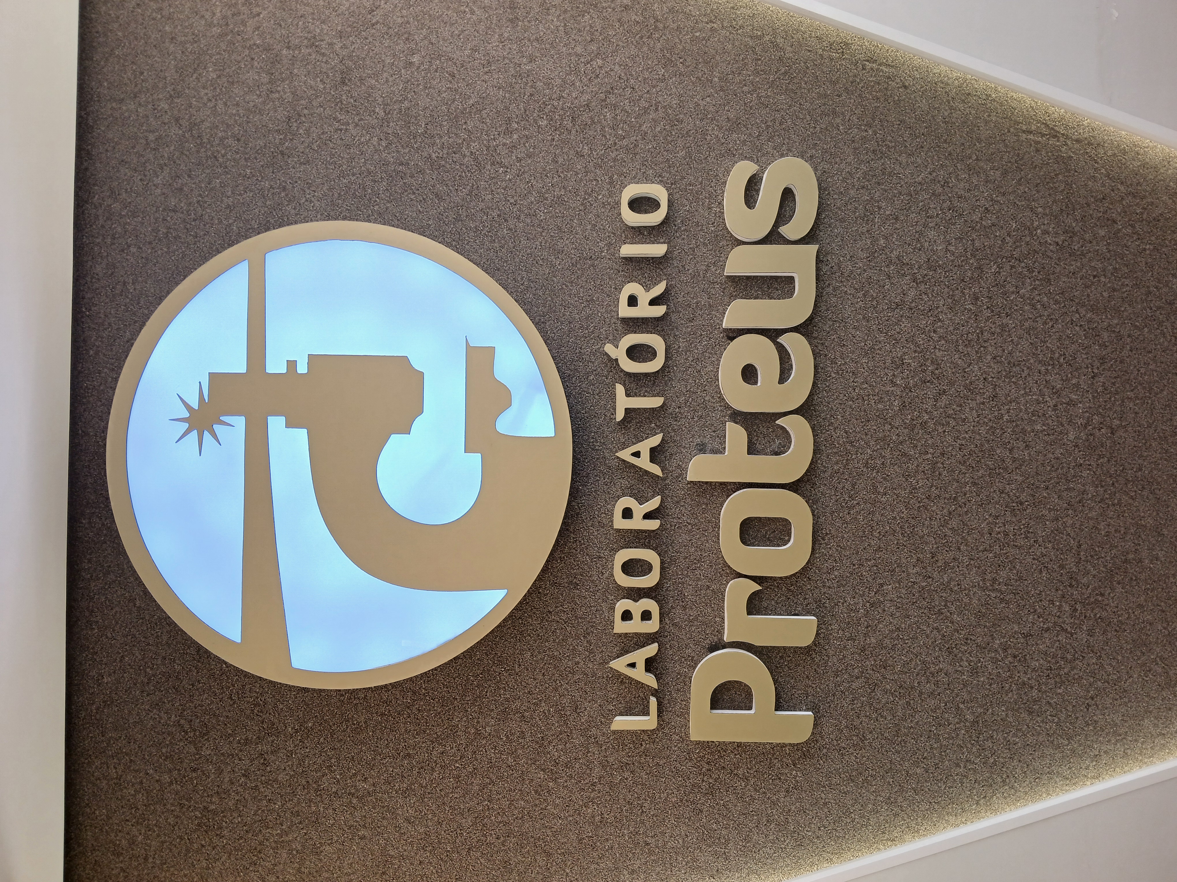 Laboratório Proteus